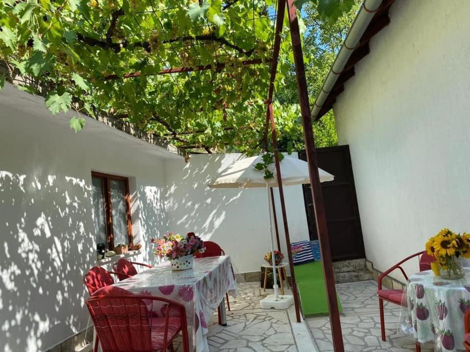 Stolac Holiday Home Sarin Most מראה חיצוני תמונה