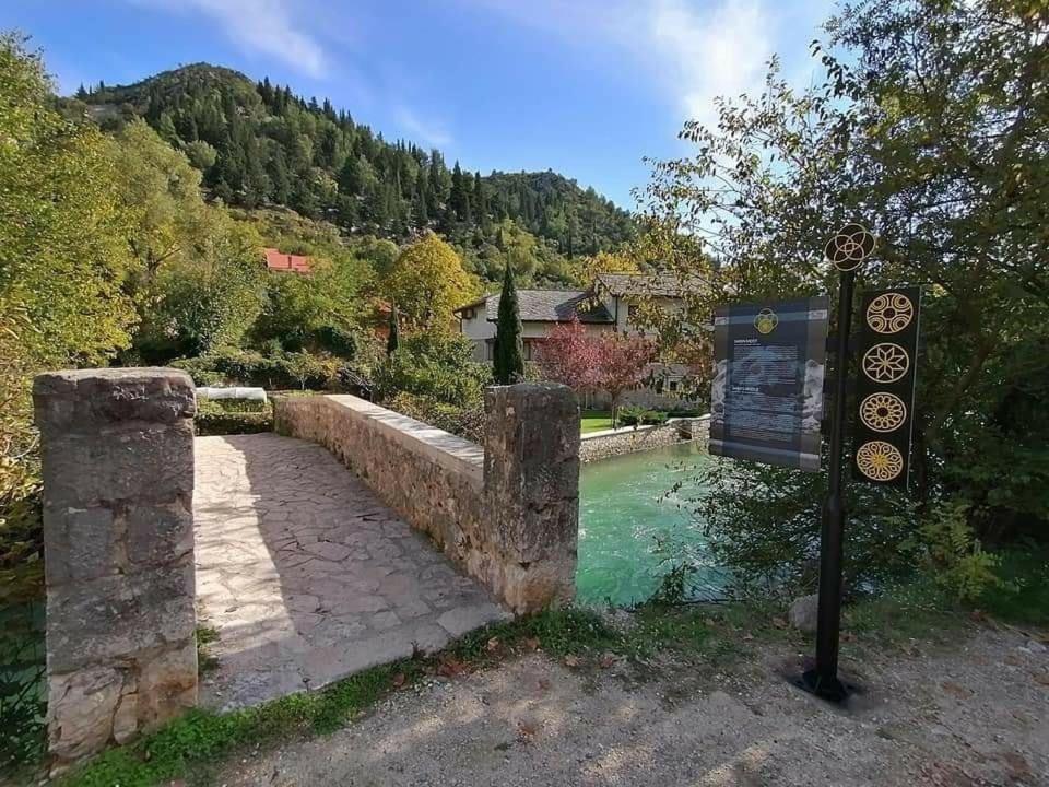 Stolac Holiday Home Sarin Most מראה חיצוני תמונה