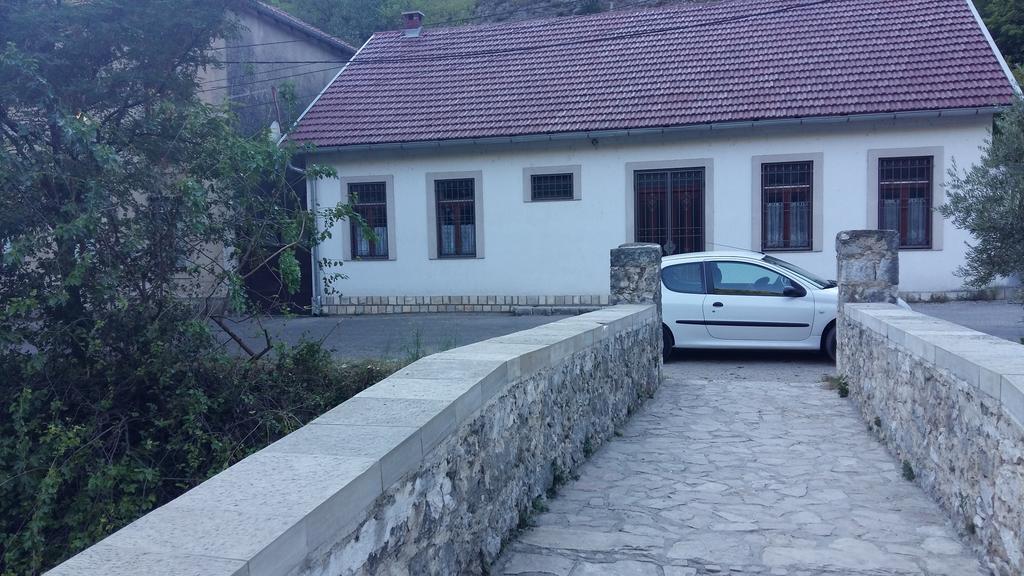Stolac Holiday Home Sarin Most מראה חיצוני תמונה