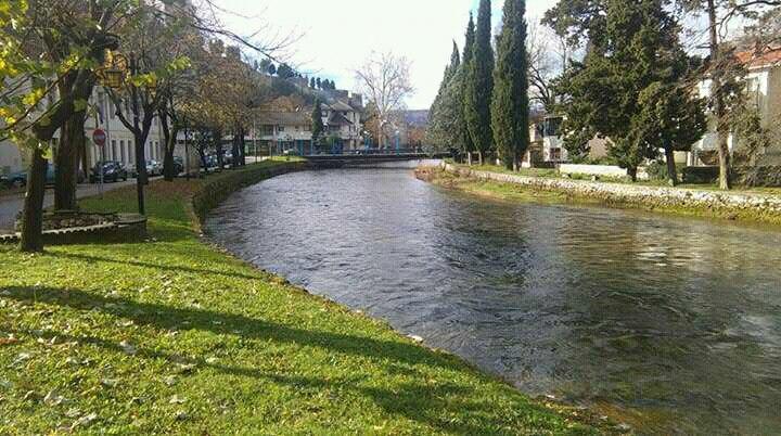 Stolac Holiday Home Sarin Most מראה חיצוני תמונה